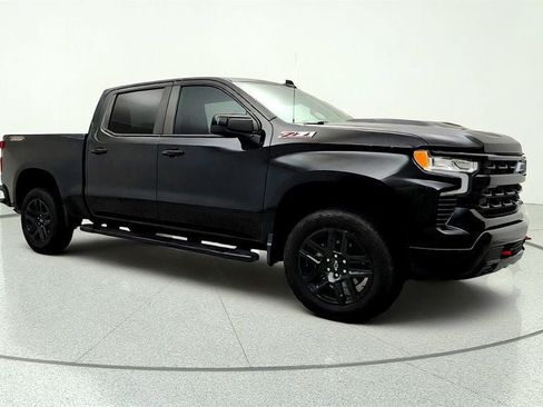 Used 2023 Chevrolet Silverado 1500 LT Trail Boss w/ Protection Package AWD/4WD image 3