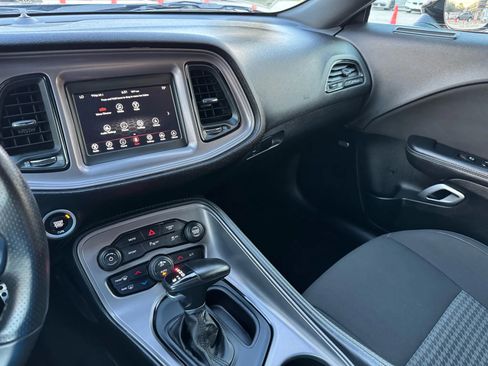 Used 2023 Dodge Challenger R/T w/ Blacktop Package image 38