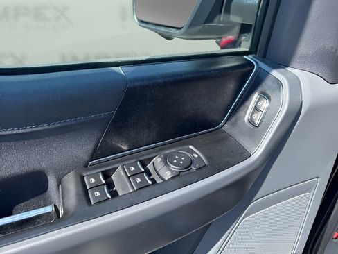 Used 2023 Ford F150 Lightning XLT image 26