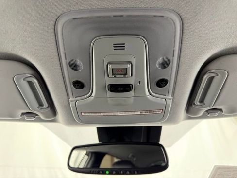 Used 2021 Toyota Prius Prime Limited w/ Carpet Mat Package (TMS) image 36