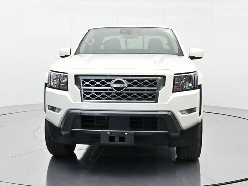 Used 2023 Nissan Frontier SV w/ SV Convenience Package image 2