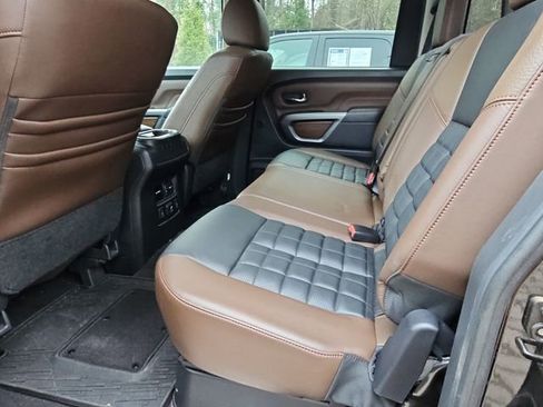 Used 2017 Nissan Titan Platinum Reserve image 6