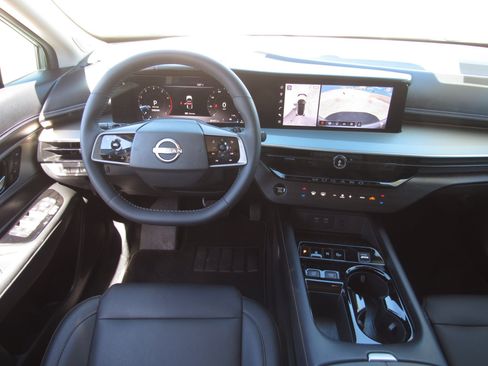 Used 2025 Nissan Murano SL AWD/4WD image 18