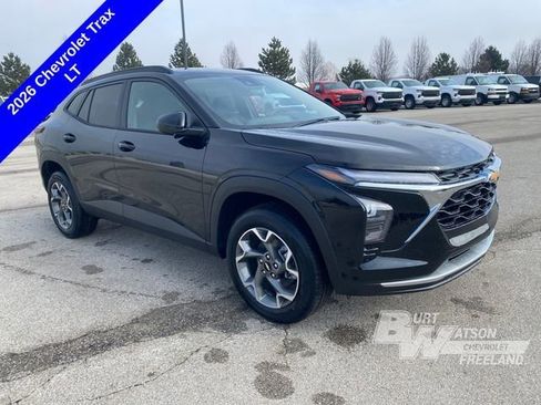 New 2026 Chevrolet Trax LT w/ Driver Confidence Package image 7