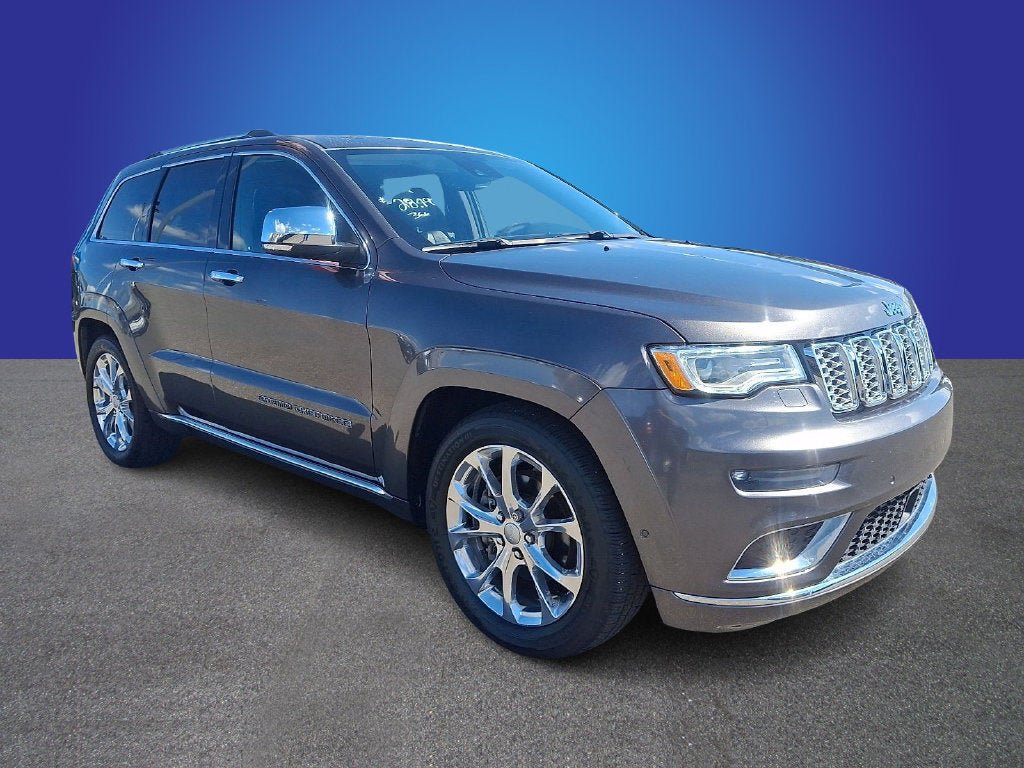 Used 2019 Jeep Grand Cherokee Summit AWD/4WD image 3