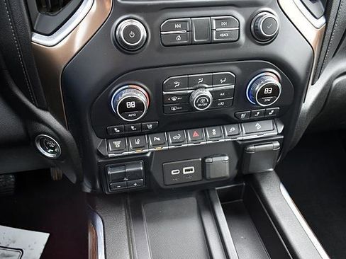 Used 2021 Chevrolet Silverado 2500 High Country w/ Z71 Off-Road Package image 31