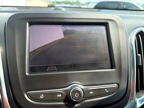 Used 2024 Chevrolet Equinox LT w/ LPO, Floor Liner Package FWD image 15