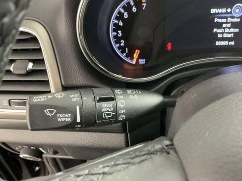 Used 2021 Jeep Grand Cherokee Laredo X image 27