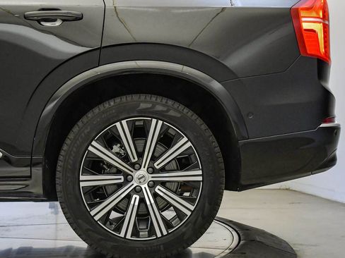 Used 2025 Volvo XC90 B6 Plus AWD/4WD image 10