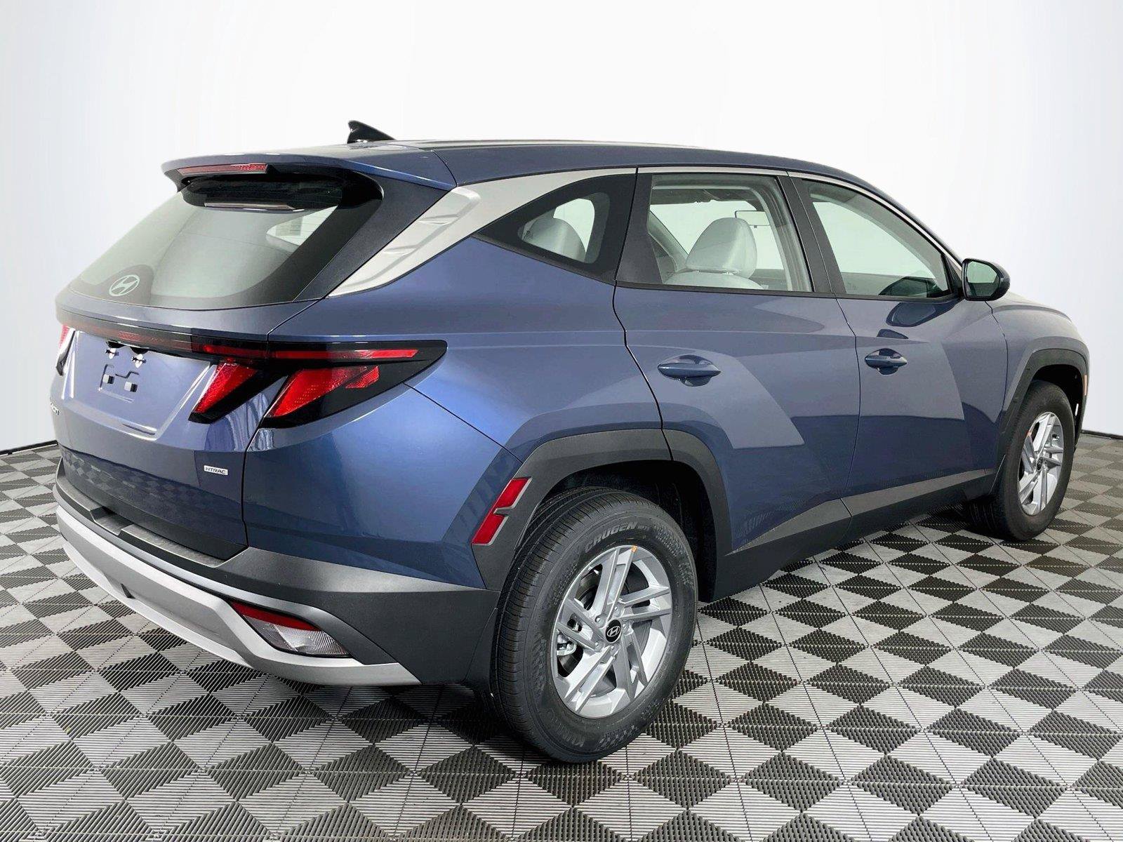 New 2026 Hyundai Tucson SE AWD/4WD image 8