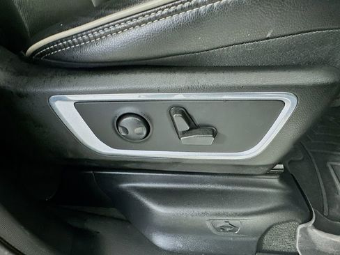 Used 2022 RAM 1500 Laramie RWD image 23