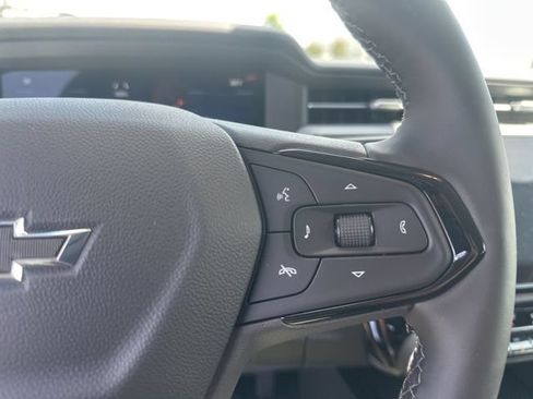New 2027 Chevrolet Bolt LT w/ Comfort Package FWD image 20