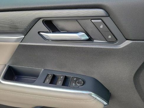 New 2026 GMC Acadia Elevation w/ Elevation Premium Package FWD image 28