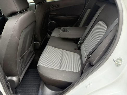 Used 2019 Hyundai Kona SE AWD/4WD image 23