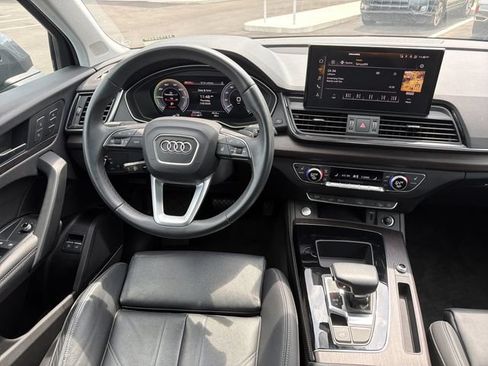 Used 2023 Audi Q5 e Premium Plus w/ Premium Plus Package AWD/4WD image 26