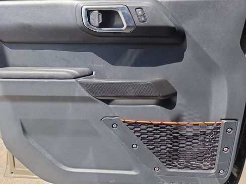 Used 2025 Ford Bronco Raptor AWD/4WD image 15