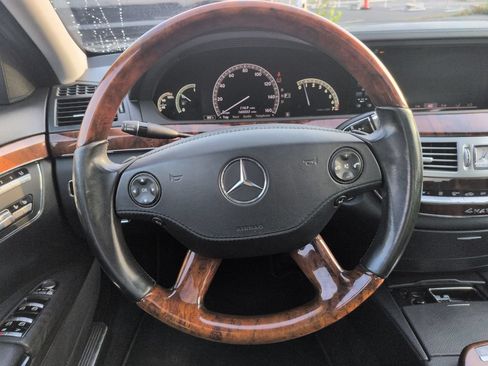 Used 2009 Mercedes-Benz S 550 4MATIC image 15