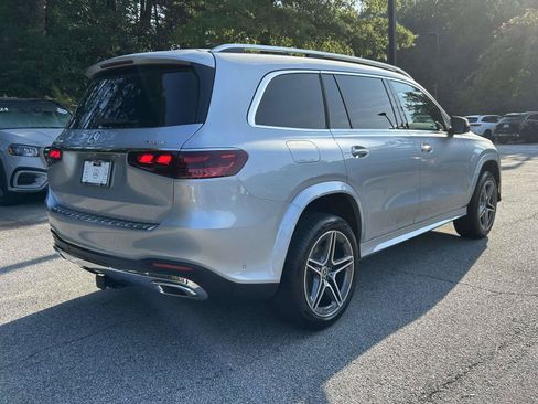 Used 2025 Mercedes-Benz GLS 450 4MATIC image 6
