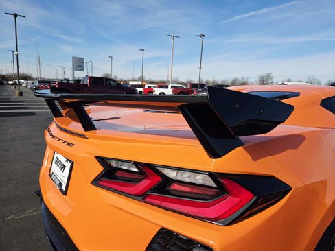 Used 2022 Chevrolet Corvette Stingray Preferred Cpe w/ Z51 Performance Package image 16