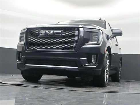 Used 2023 GMC Yukon Denali Ultimate image 46