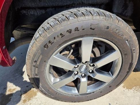 Used 2017 Ford F150 Lariat w/ Equipment Group 502A Luxury image 26