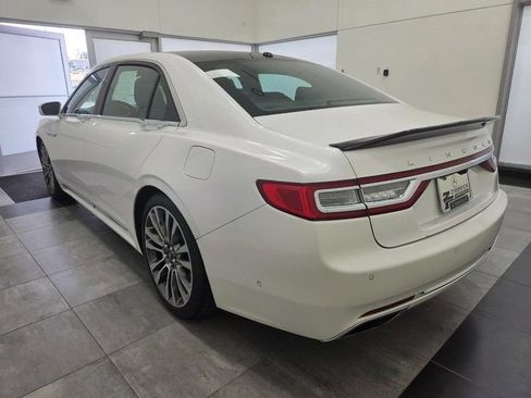Used 2017 Lincoln Continental Reserve w/ Rear-seat Package AWD/4WD image 4