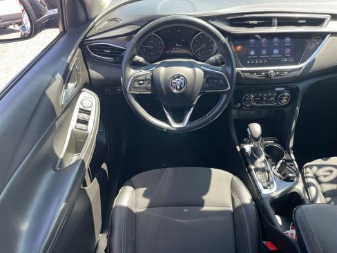 Used 2022 Buick Encore GX Select w/ Sport Touring Package FWD image 2