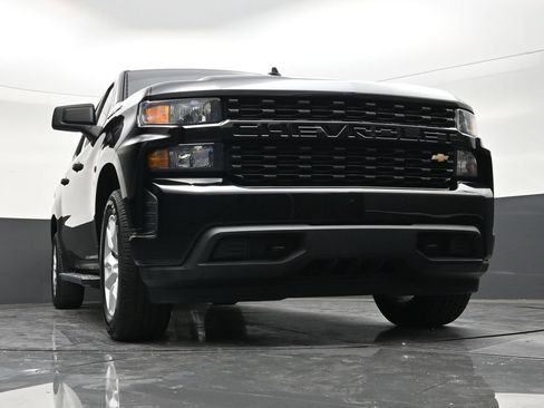 Used 2024 Chevrolet Silverado 1500 Custom RWD image 23