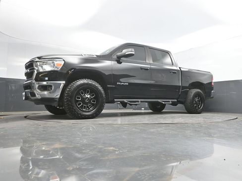 Used 2021 RAM 1500 Lone Star AWD/4WD image 43