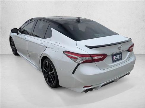 Used 2019 Toyota Camry XSE FWD image 7