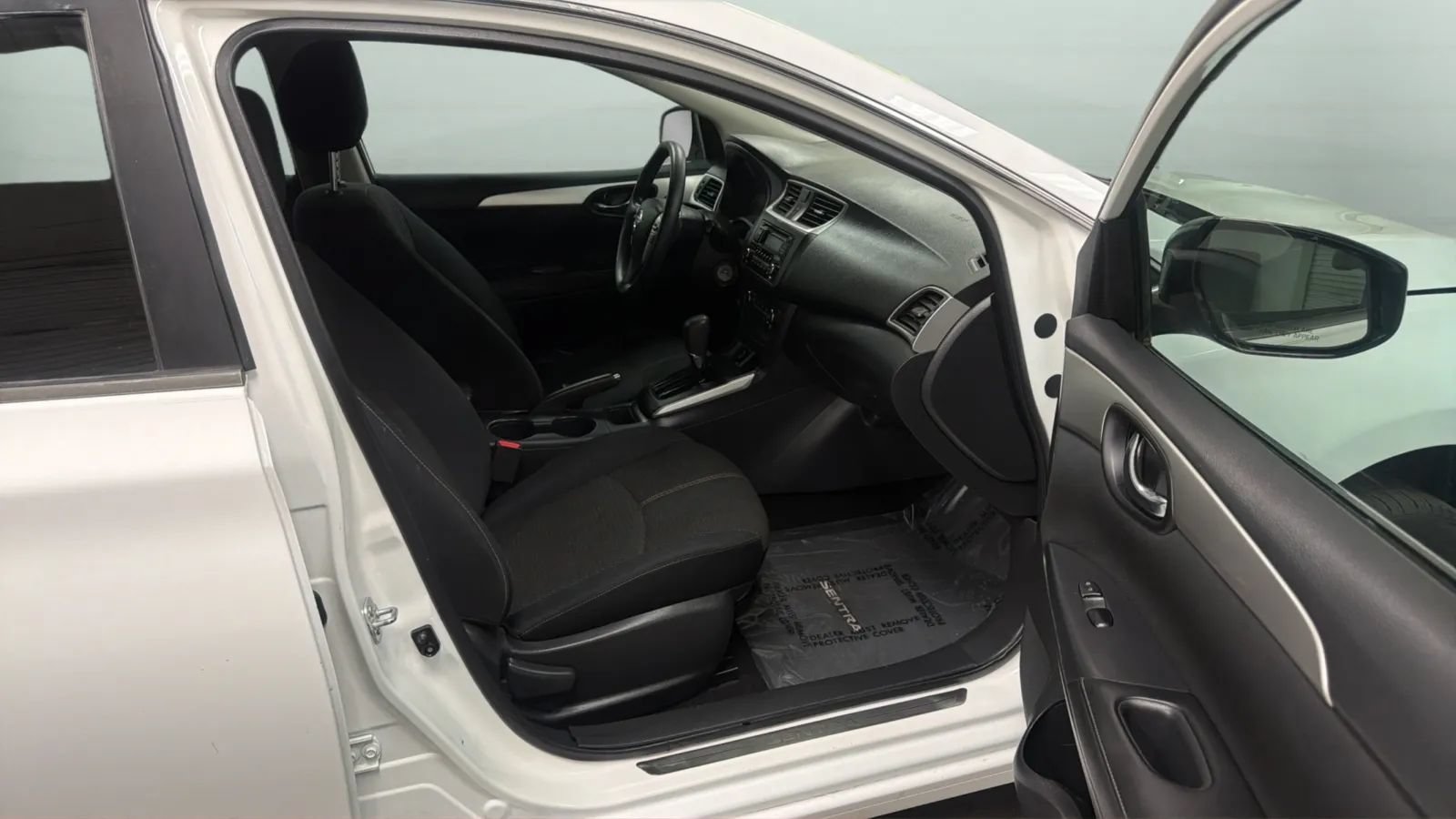 Used 2017 Nissan Sentra S FWD image 20