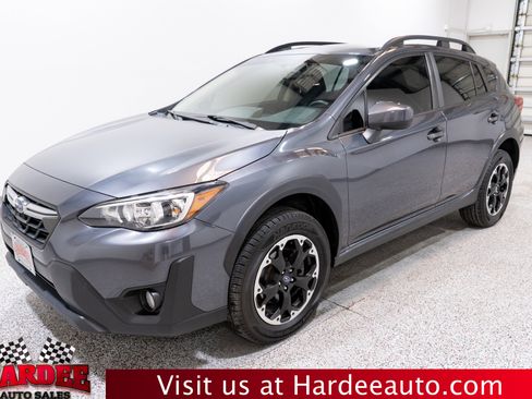 Used 2023 Subaru Crosstrek 2.0i Premium AWD/4WD image 2