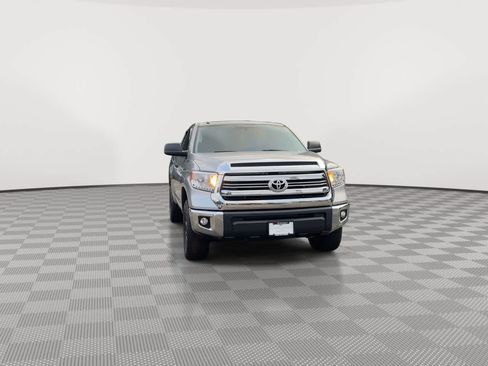 Used 2017 Toyota Tundra SR5 w/ TRD Off Road Package AWD/4WD image 3
