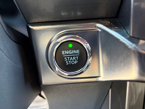 Used 2023 Ford F150 Lariat w/ Equipment Group 502A High AWD/4WD image 20
