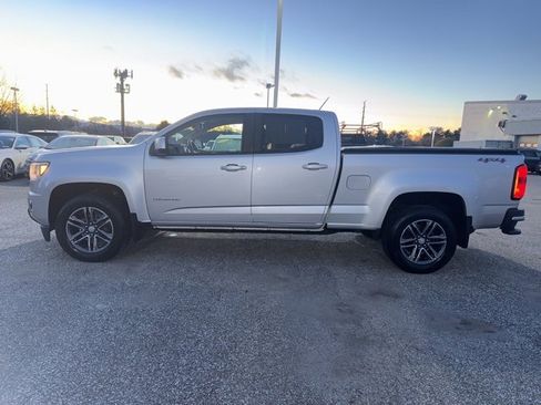 Used 2019 Chevrolet Colorado W/T w/ Custom Special Edition image 3