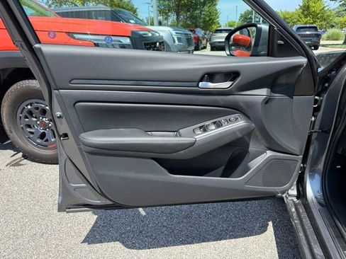 New 2025 Nissan Altima 2.5 SV w/ SV Special Edition Package image 16