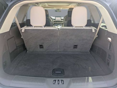 Used 2021 Lincoln Aviator Reserve w/ Equipment Group 202A AWD/4WD image 12
