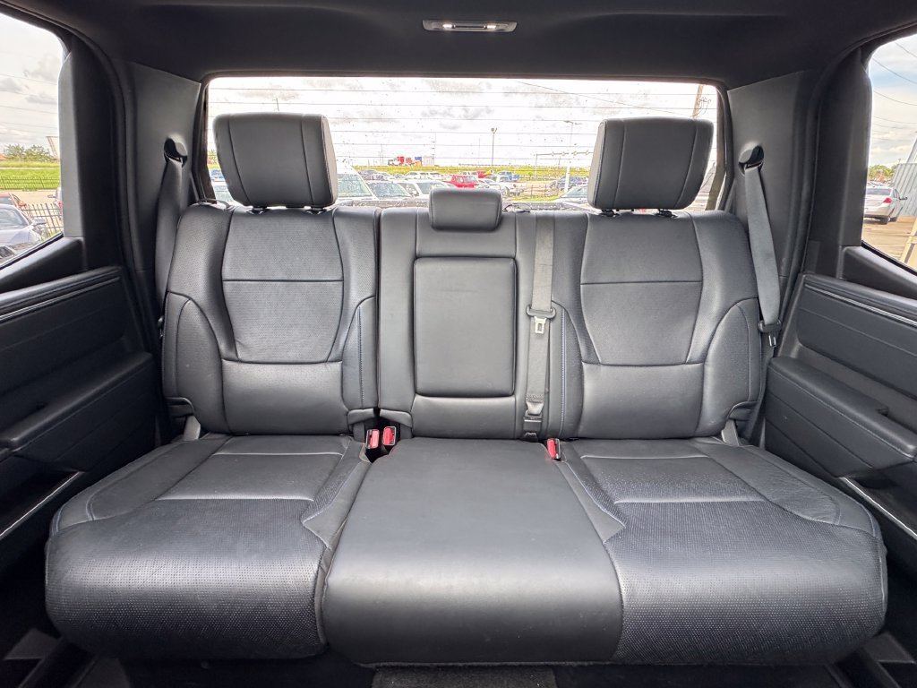 Used 2024 Toyota Tundra Platinum AWD/4WD image 30