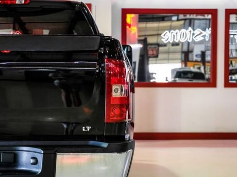 Used 2008 Chevrolet Silverado 2500 LT w/ 1LT Convenience Package image 40