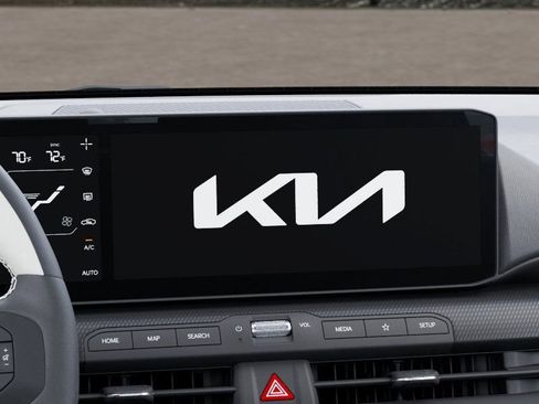 New 2025 Kia K4 GT-Line image 22
