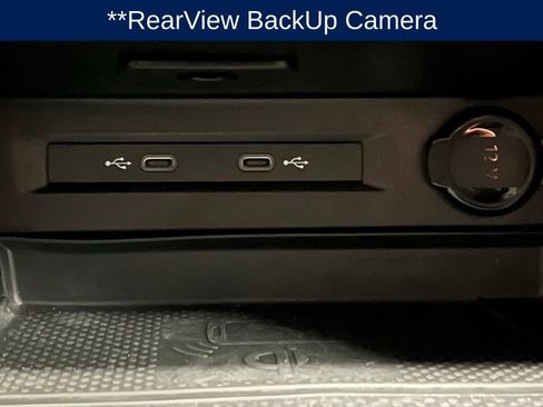 Certified 2024 Volkswagen Tiguan SE image 14