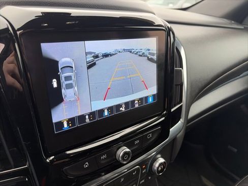 Used 2023 Chevrolet Traverse RS w/ LPO, Floor Liner Package image 32