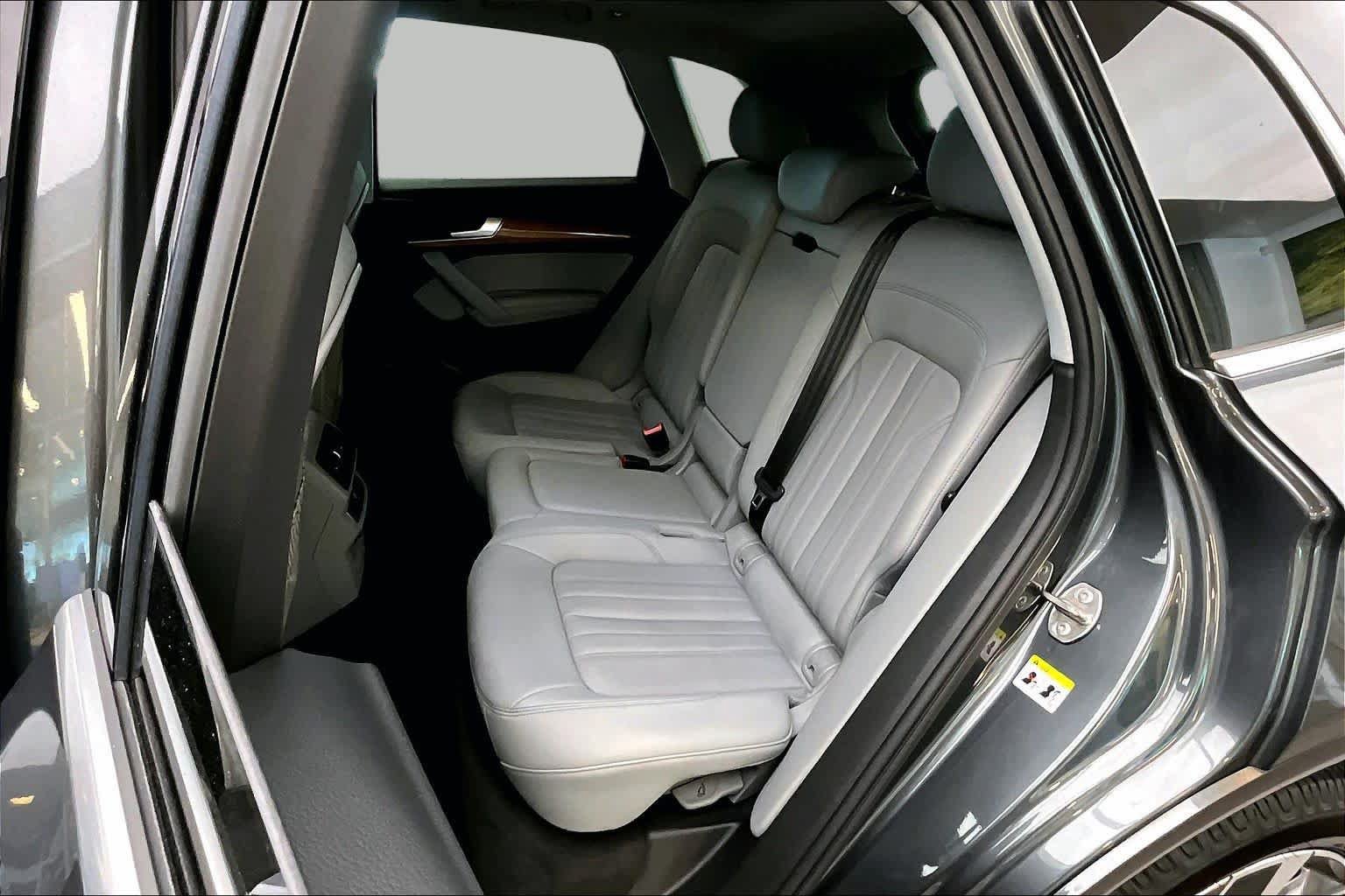 Used 2023 Audi Q5 2.0T Premium Plus AWD/4WD image 21