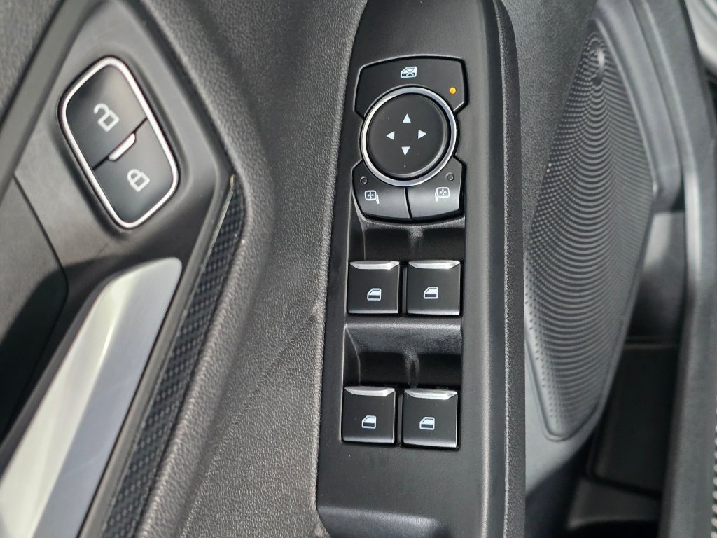 Used 2025 Ford Escape ST-Line Select AWD/4WD image 20