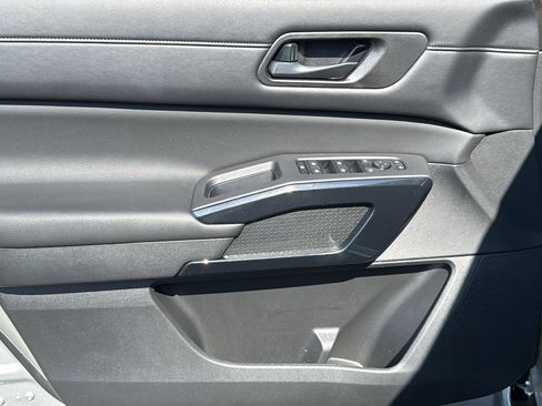 Certified 2024 Nissan Pathfinder S AWD/4WD image 6