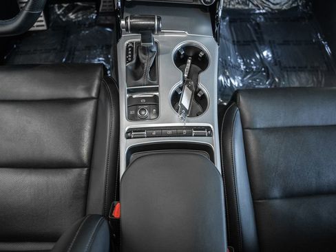 Used 2022 Kia Stinger GT1 image 30