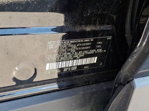 Used 2025 Toyota RAV4 XLE image 29