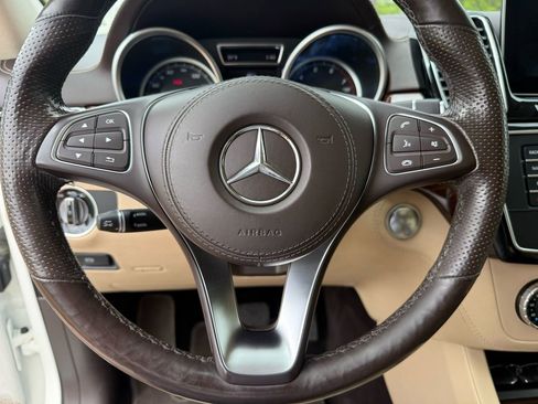 Used 2019 Mercedes-Benz GLS 450 4MATIC w/ Premium 1 Package image 21