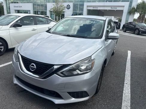 Used 2018 Nissan Sentra S FWD image 3