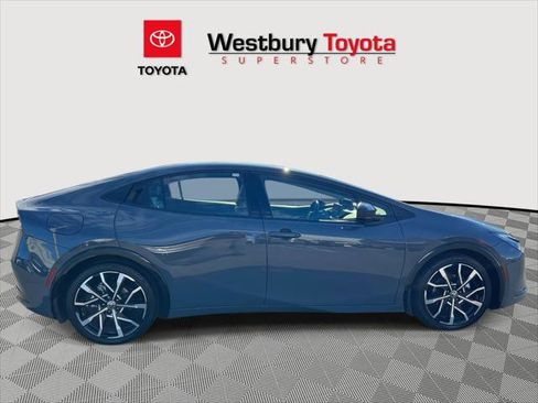 Certified 2024 Toyota Prius Prime XSE Premium image 6